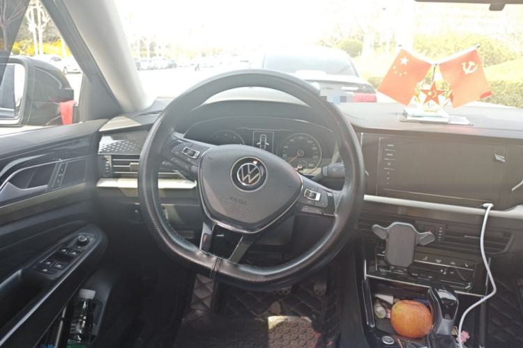 Used Volkswagen Passat 2020 Facelift 330TSI Elite Edition China VI Standard
