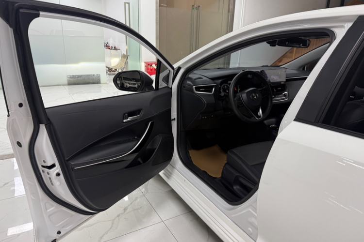 Used Toyota Corolla 2024 1.8L Smart Electric Hybrid Dual-Engine Elite Edition