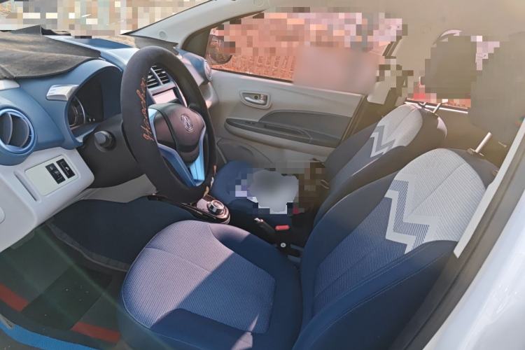 Used CHANGAN OSHAN Benni E-Star 2022 National Edition Colorful Limited Edition (Fast-Charging Version) Lithium Iron Phosphate Left Front Seat