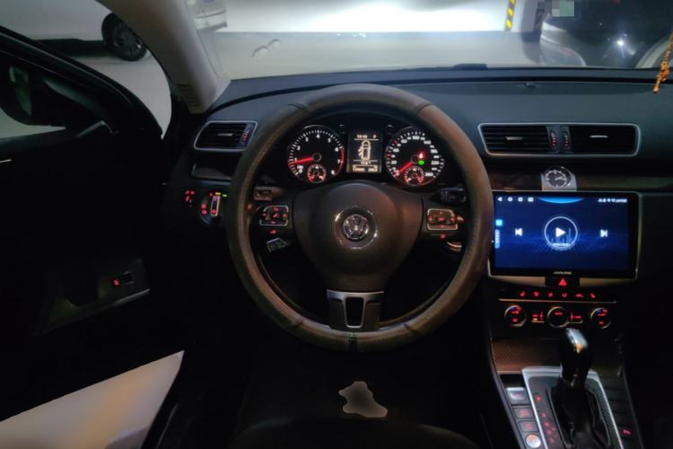 Used Volkswagen Magotan 2012 Travel Edition 2.0 TSI Comfort Version