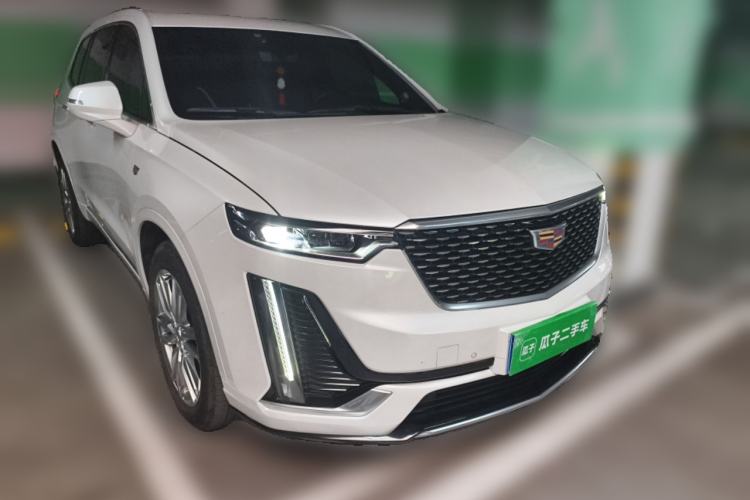 Used Cadillac XT6 2022 2.0T Six-Seater Four-Wheel-Drive Luxury Standard Edition Front Right 45 Deg