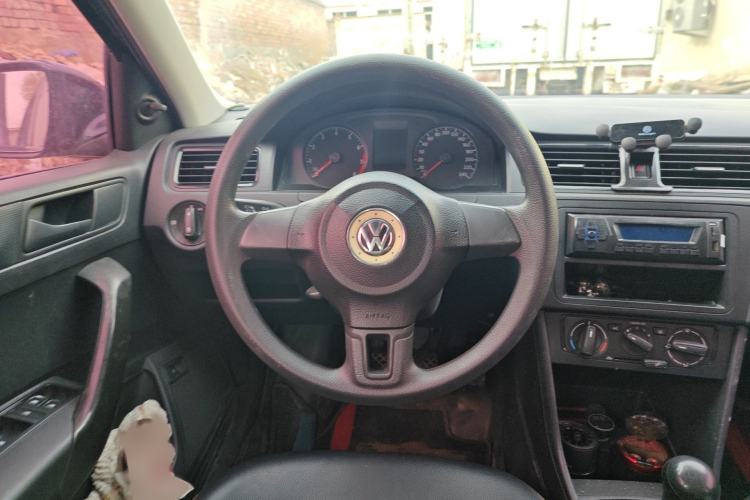 Used Volkswagen Santana 2015 1.4L Manual Fashion Edition