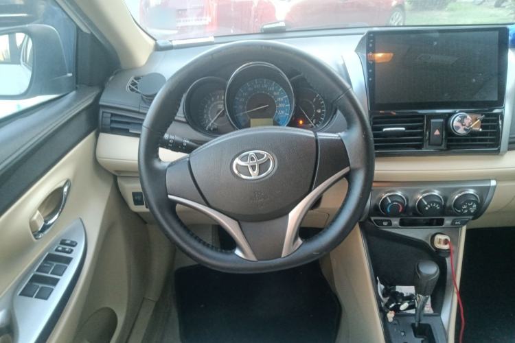 Used Toyota YARiS L Zhi Xuan 2015 1.5E Automatic Charm Edition