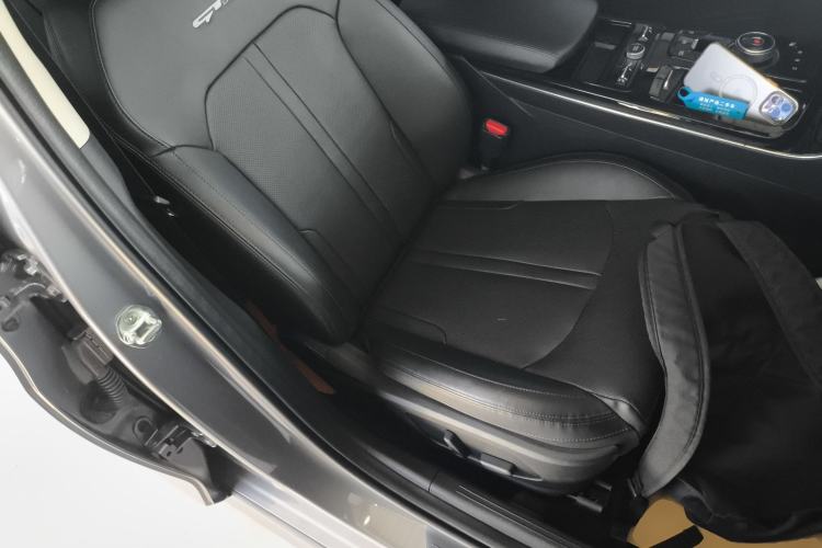 Used Kia K5 2021 380T GT-Line Refreshed Edition Right Front Seat