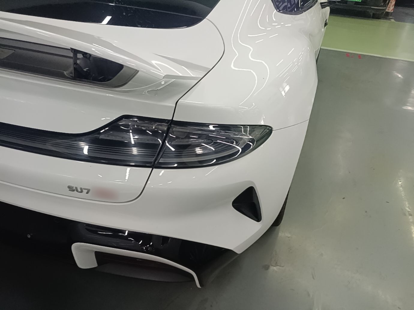Xiaomi Auto SU7 2024 Four-Wheel Drive Ultra-Long Range Advanced Intelligent Driving Max Edition — снимка 9