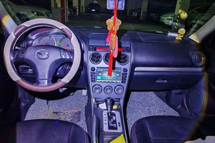 Used Mazda 6 2015 2.0L Automatic Fashion Edition Center Console