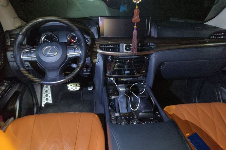 Used Lexus LX 2019 570 Peak Special Edition
