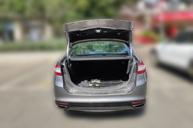 Used Ford Mondeo 2013 2.0L GTDi240 Flagship Edition
