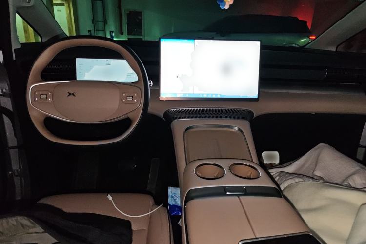 Used XPeng X9 2024 702 Ultra-Long Range Max