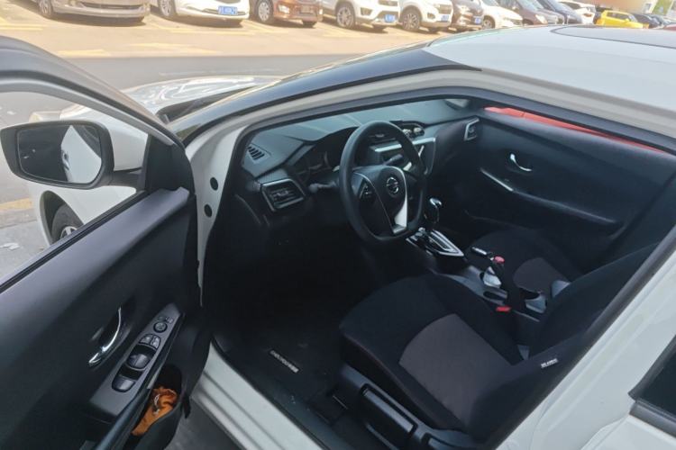 Used Nissan Lannia 2019 1.6L CVT Smart Connect Smart Cool Version China VI Standard Driver Seat
