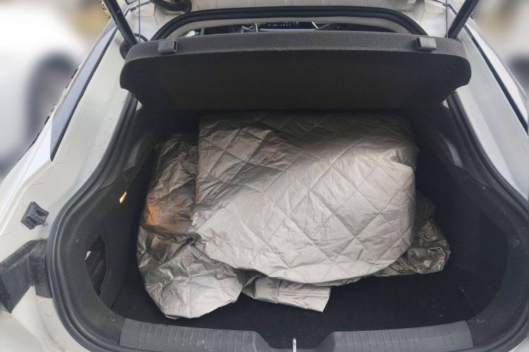 Used CHANGAN UNI-V iDD 2023 Zhidian iDD 1.5T 113km Smart & Fun Version (Rapid Edition) Trunk