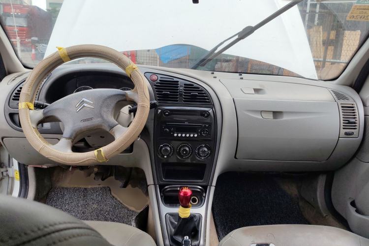 Used Citroen Elysee 2013 Sedan Classic 1.6L Manual Tech Edition