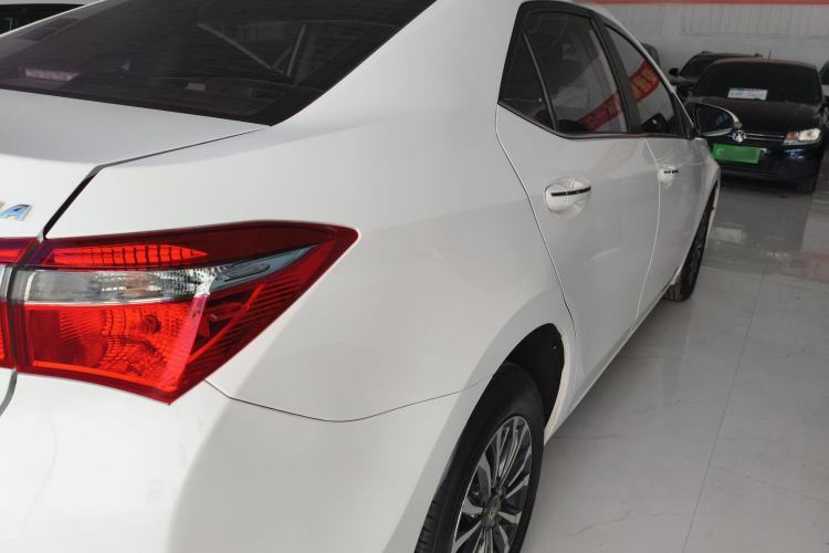 Used Toyota Corolla 2017 Revised Version 1.2T S-CVT GL Rear Right 45 Deg