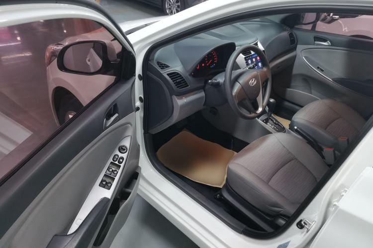 Used Hyundai Verna (older generation) 2016 1.4L Automatic Smart GLS
