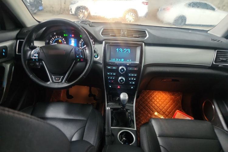Used Haval H2 2014 1.5T Manual Two-Wheel Drive Elite Edition