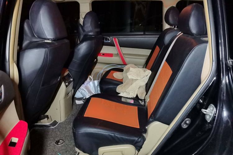 Used Toyota Highlander 2011 2.7L Two-Wheel Drive 7-Seater Luxury Edition