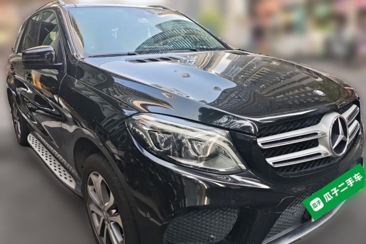 Used Mercedes-Benz GLE 2016 GLE 320 4MATIC Dynamic Edition Front Right 45 Deg