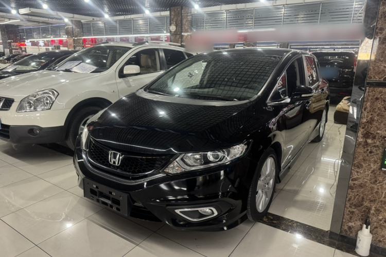 Used Honda Jade 2013 1.8L automatic Comfort version 6 seats