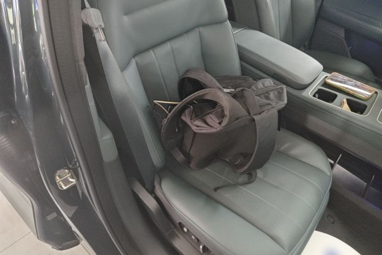 Used Nio ES8 2023 100kWh Signature Edition
