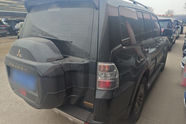 Used Mitsubishi Pajero 2019 V97 3.8L 5-Door GLS Middle East Edition