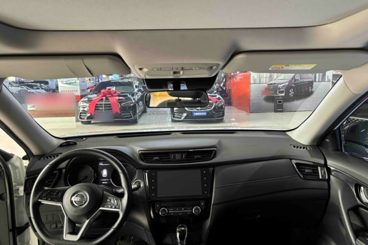 Used Nissan X-Trail 2023 Classic 2.0L Two-Wheel Drive Smart Connect & Comfort Edition
