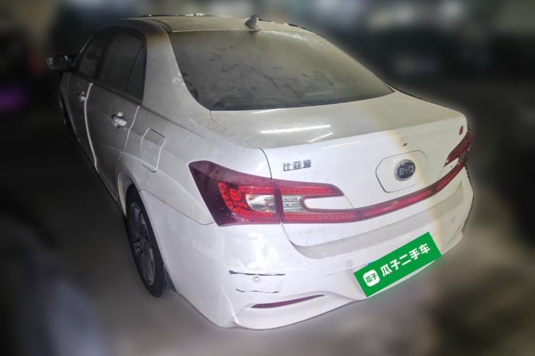 Used BYD Qin New Energy 2015 1.5T Dual-Crown Flagship Plus Edition Rear Left 45 Deg