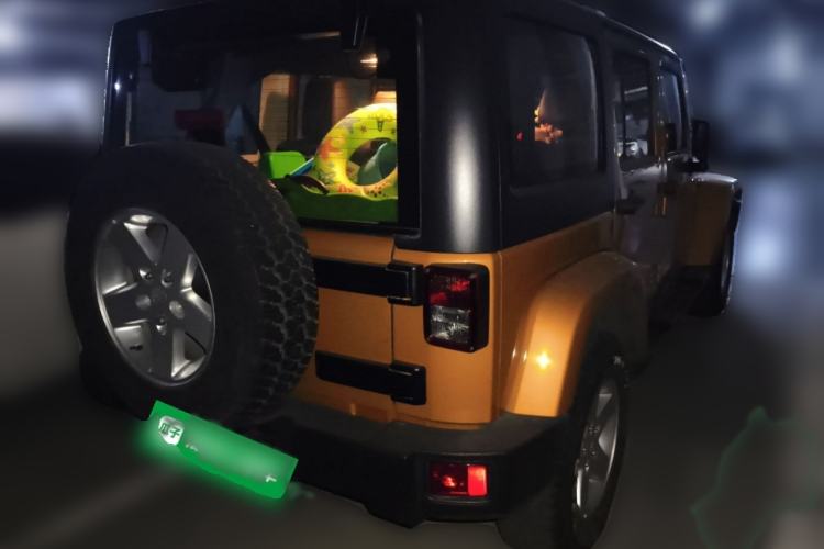 Used Jeep Wrangler 2014 3.0L Sahara Four-Door Edition