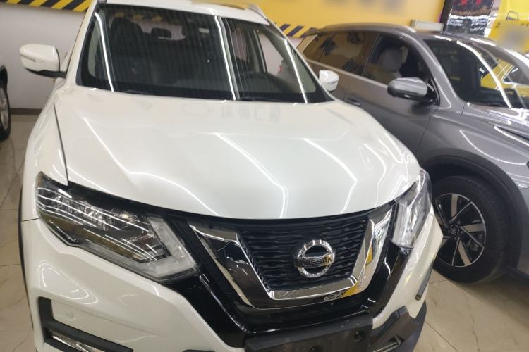 Used Nissan X-Trail 2017 2.5L CVT Leading Edition 4WD