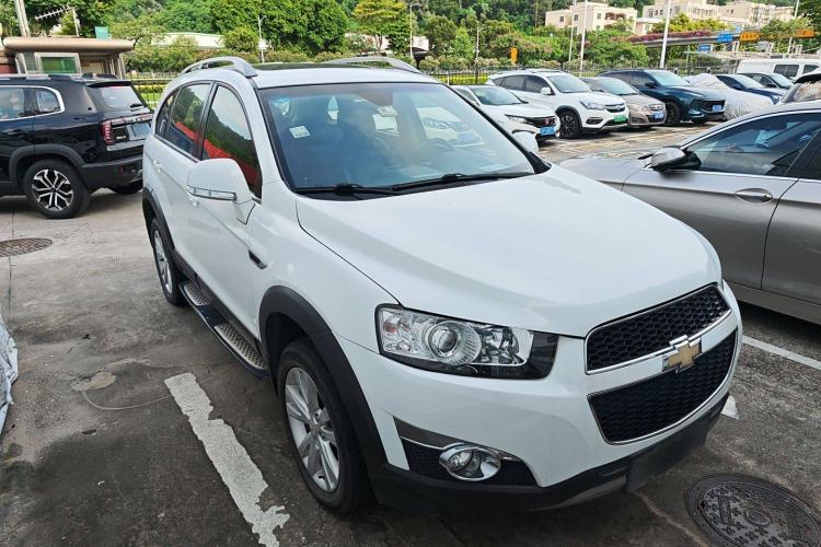 Used Chevrolet Captiva 2014 2.4L 4x4 Flagship Edition 7 Seats