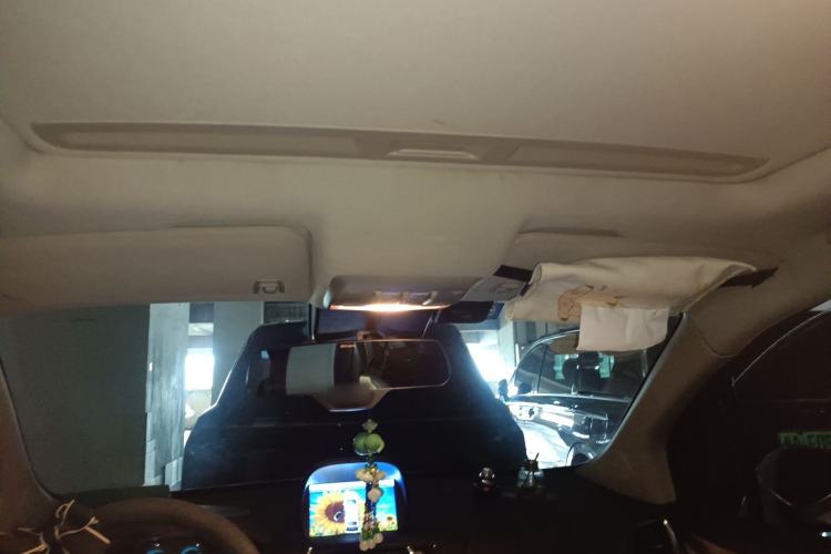 Used Buick Encore 2015 1.4T Automatic Two-Wheel Drive Urban Elite Version
