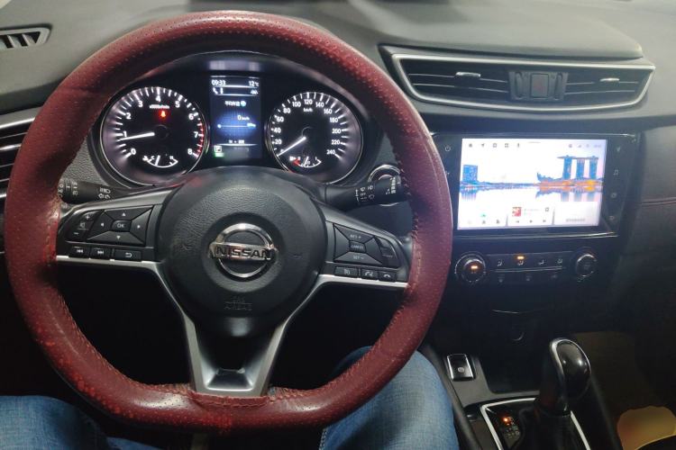 Used Nissan Qashqai 2021 2.0L CVT Luxury Edition Center Console