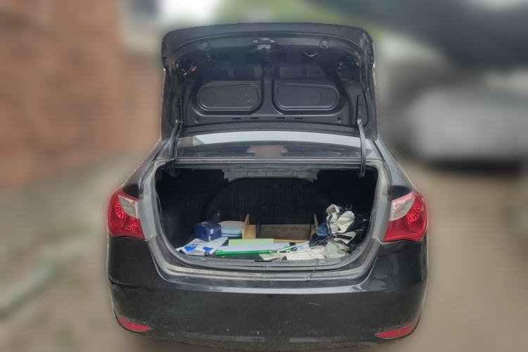 Used Hyundai Celesta 2011 1.6L Manual Comfort Edition