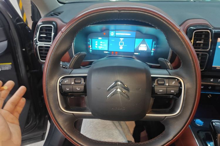 Used Citroen C5 AIRCROSS New Energy 2020 1.6T Four-Wheel Drive Plug-in Hybrid Luxury Model
