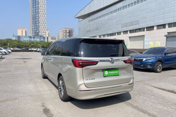 Used Buick GL8 2022 ES Landtrek 653T Luxury Edition