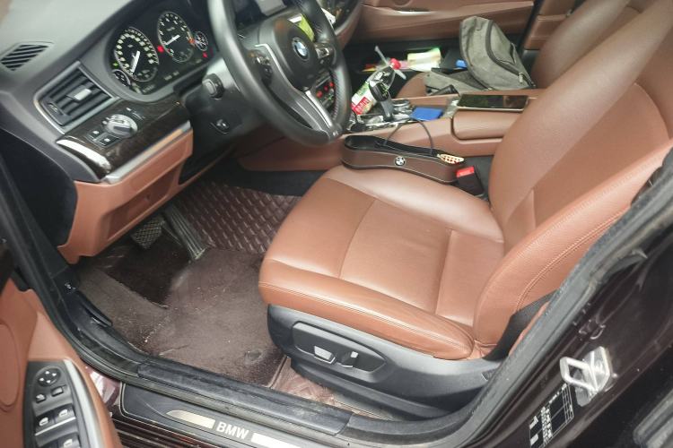 Used BMW 5 Series GT 2015 528i Leading Model
