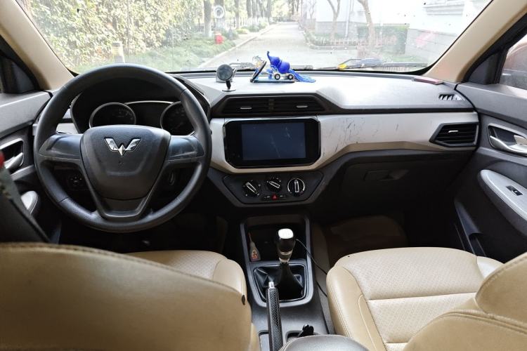 Used Wuling Hongguang 2018 1.5L S Comfort Model L2B