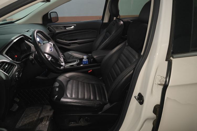 Used Ford Edge 2016 EcoBoost 245 Two-Wheel-Drive Titanium 7-Seater