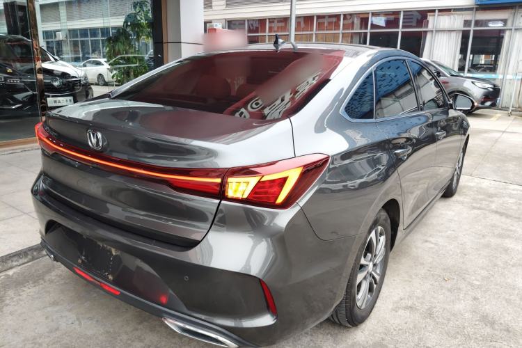 Used CHANGAN Eado 2023 Changan Edition PLUS Blue Whale NE 1.4T GDI DCT Prestige Version
