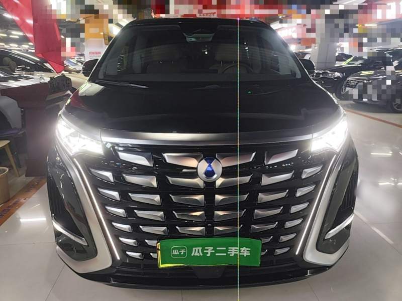 Used Denza D9 2022 DM-i 970 Four-Wheel Drive Flagship Model — 2