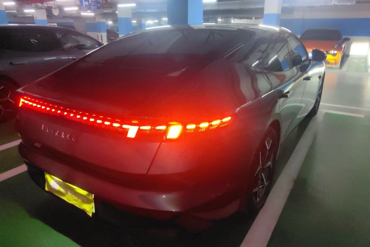 Used Lynk & Co Z10 2025 95 kWh 806 km Range Rear-Wheel Drive Advanced Driver-Assistance System Max
