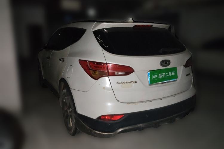 Used Hyundai Santa Fe Classic 2013 2.2T Four-Wheel Drive Comfort Edition with Navigation 7 Seats Rear Left 45 Deg