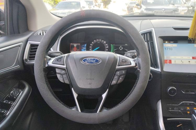 Used Ford Edge 2018 EcoBoost 245 Four-Wheel Drive Titanium 7-Seater