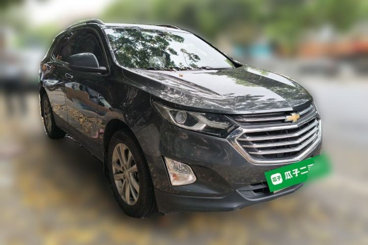 Used Chevrolet Equinox 2017 550T Automatic All-Wheel-Drive Top-Tier Version Front Right 45 Deg