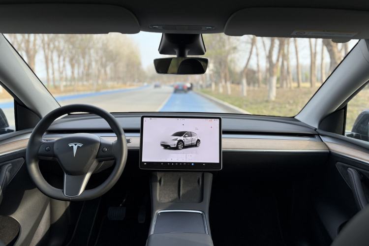 Used Tesla Model Y 2022 Revised Version Rear-Wheel Drive Interior 3