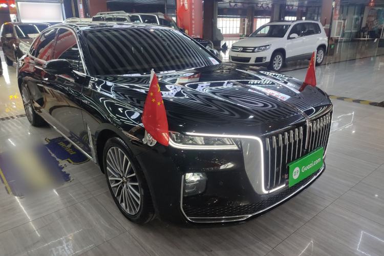 Used Hongqi H9 2023 2.0T Smart Connect Flagship Edition Front Right 45 Deg