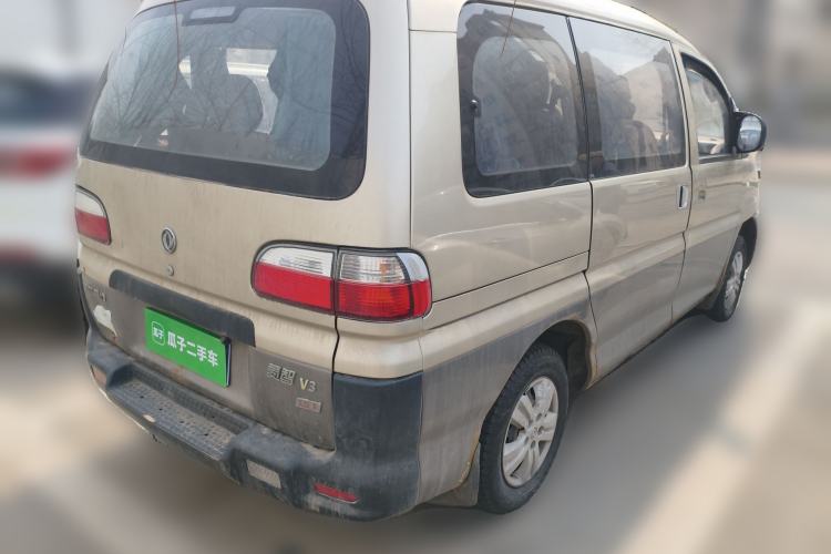 Used FORTHING Lingzhi 2014 V3 1.5L 7-Seater Standard Model II
