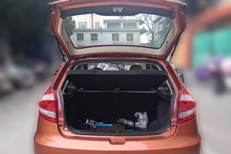 Used Chery Fengyun 2 2013 Hatchback 1.5L Manual Kuaiyi Edition