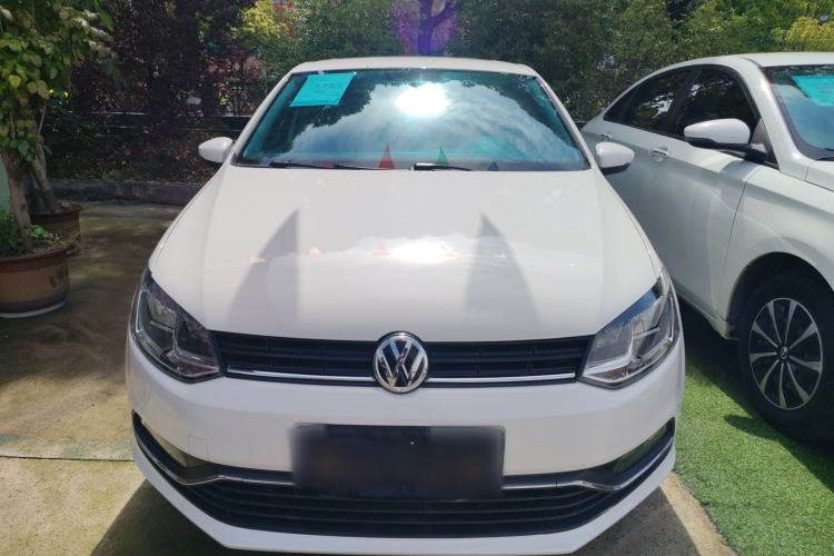 Used Volkswagen Polo 2016 1.6L Automatic Comfort Model
