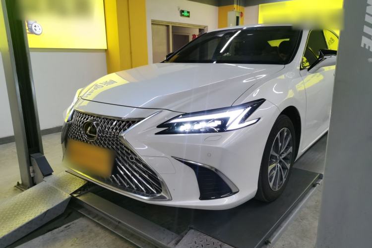Used Lexus ES 2025 200 Premium Edition