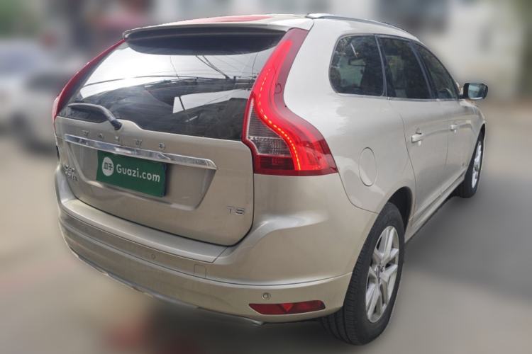 Used Volvo XC60 2017 T5 Smart Upgrade Edition
